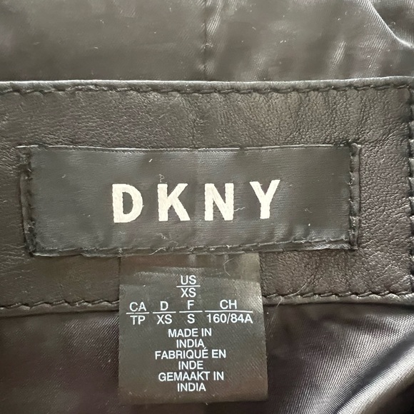 DKNY - Leather Jacket size XS - Picture 6 of 9